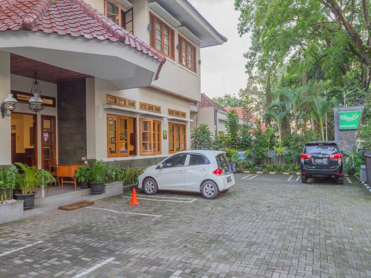 Hotel Reddoorz Near Simpang Dago 2 Bandung Exterior foto